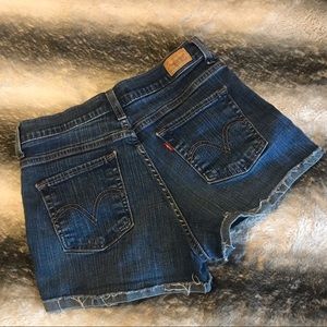 LEVIS HIGH WAISTED SHORTS